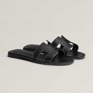 Hermes Oran Sandals in Noir